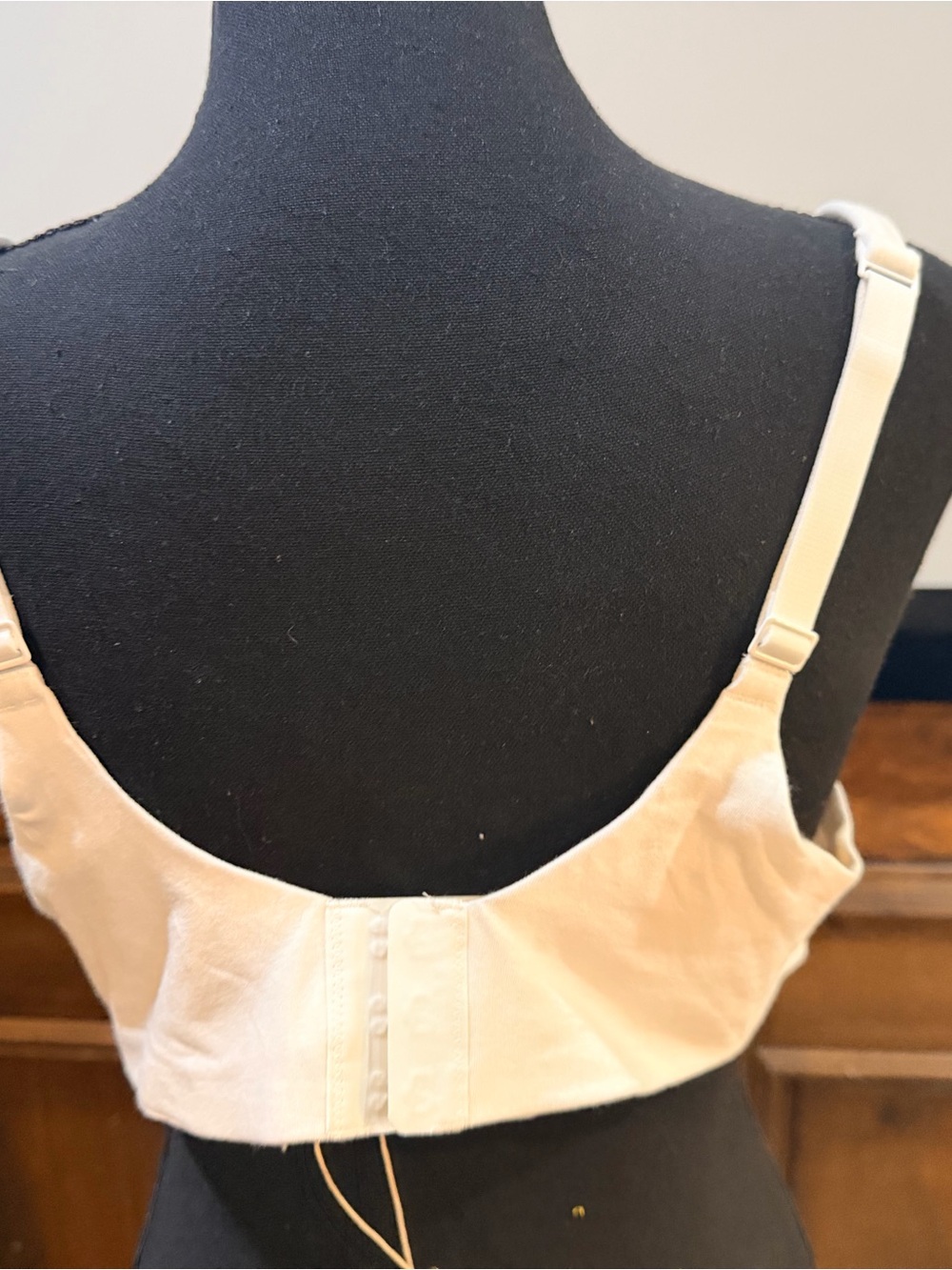 NWT 42DD SKIMS White Smooth Molded T-Shirt Bra - Picture 4 of 7